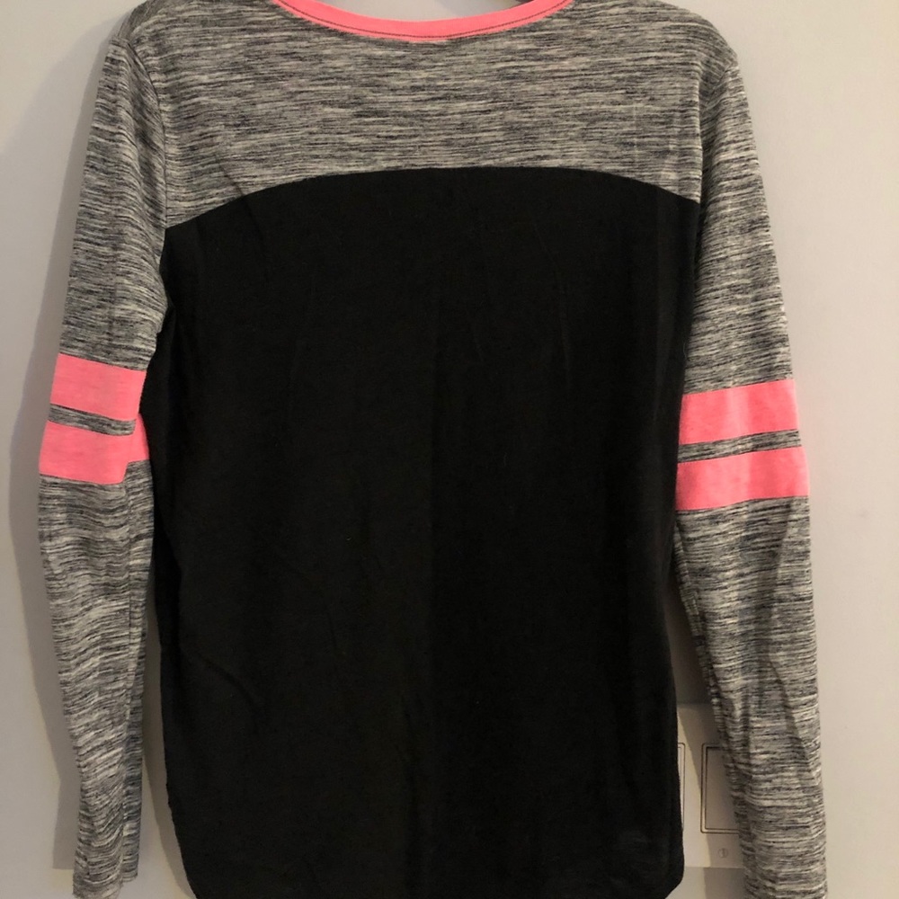VS PINK Logo Long Sleeve Shirt